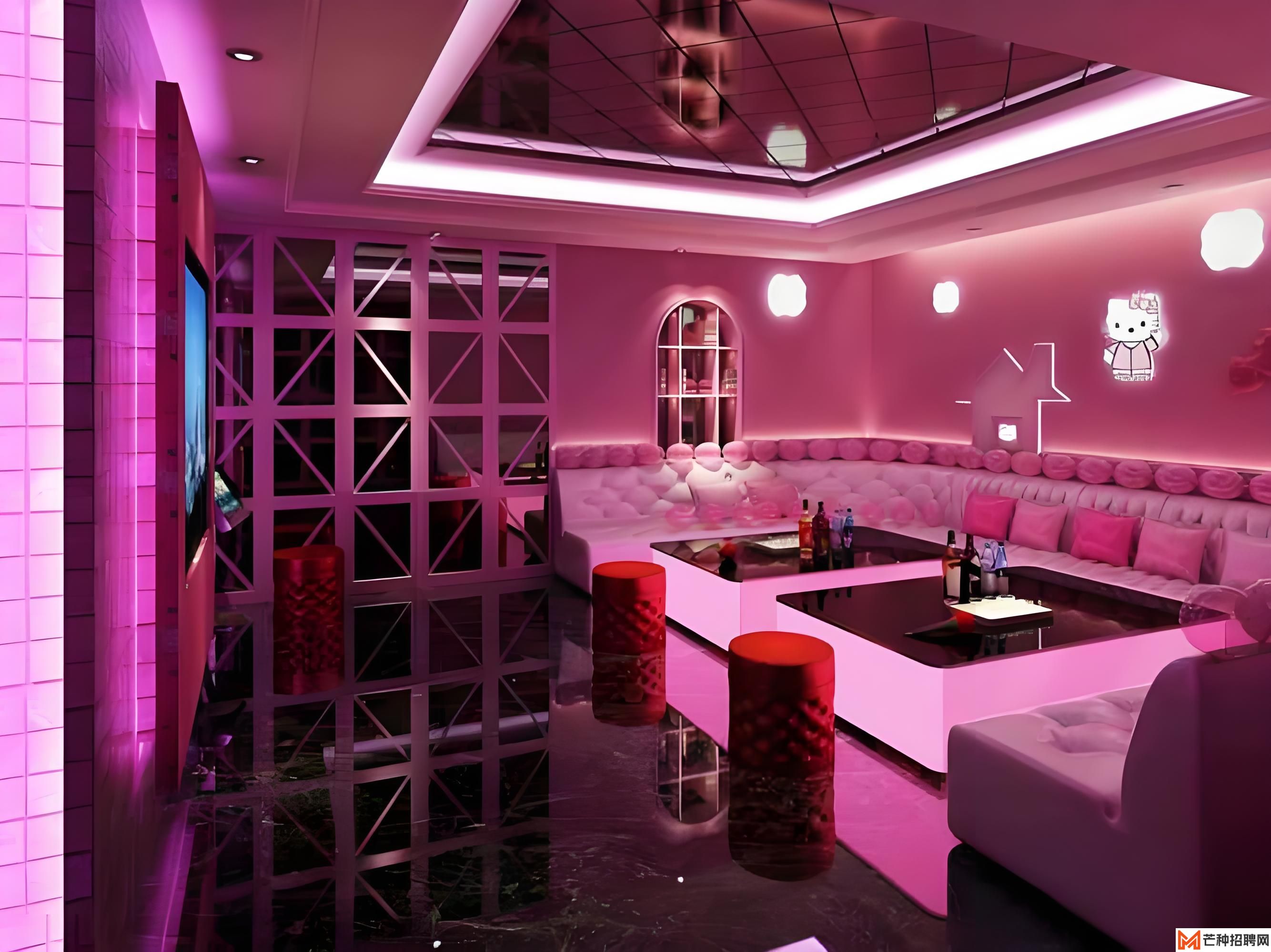 广州夜生活：街角清吧与酒馆的精彩探寻