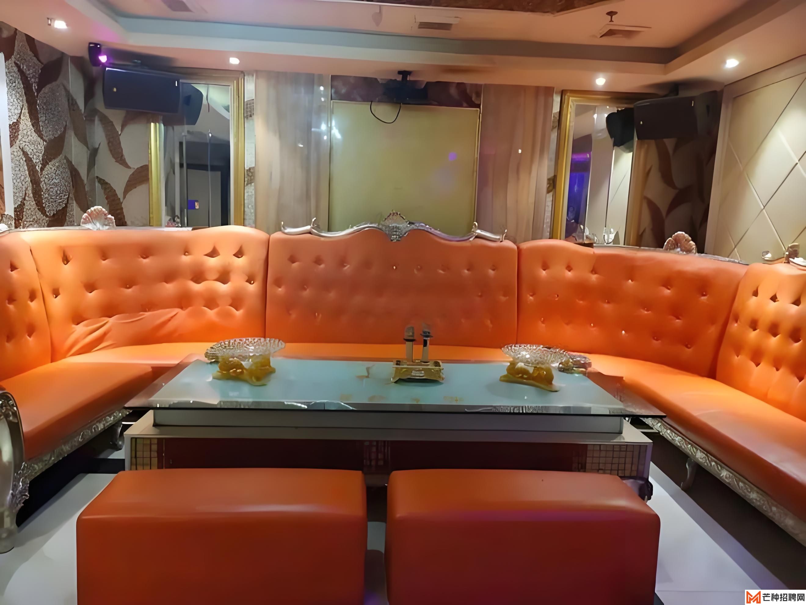 广州白云区大型夜店高薪诚聘女性台位销售冠军！